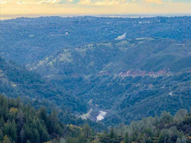 2244 Windmill Ct, Cool, CA 95614