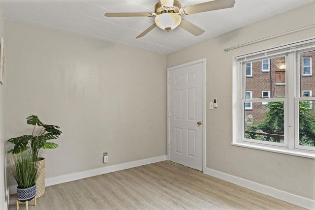 25 Sherman Terrace #2, Madison, WI 53704