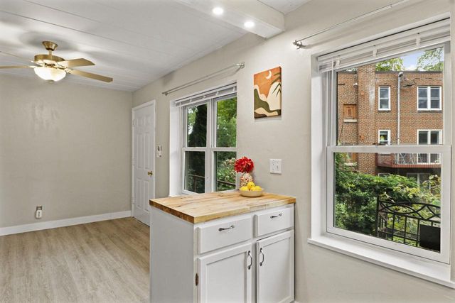 25 Sherman Terrace #2, Madison, WI 53704