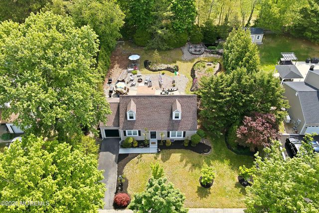 28 Westwood Drive, Bayville, NJ 08721