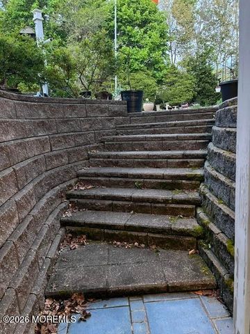 28 Westwood Drive, Bayville, NJ 08721