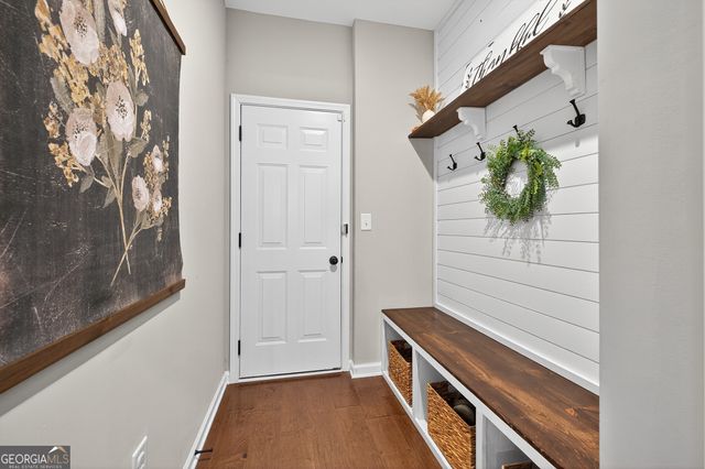 176 Michigan Circle, Hoschton, GA 30548