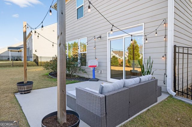 176 Michigan Circle, Hoschton, GA 30548