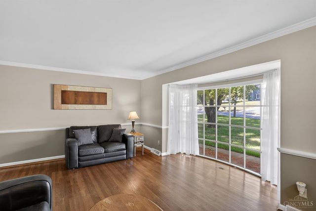 2207 Rolling Hills Boulevard, Fairfield, OH 45014