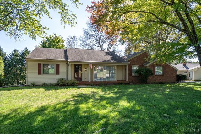 2207 Rolling Hills Boulevard, Fairfield, OH 45014