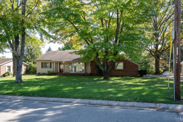 2207 Rolling Hills Boulevard, Fairfield, OH 45014