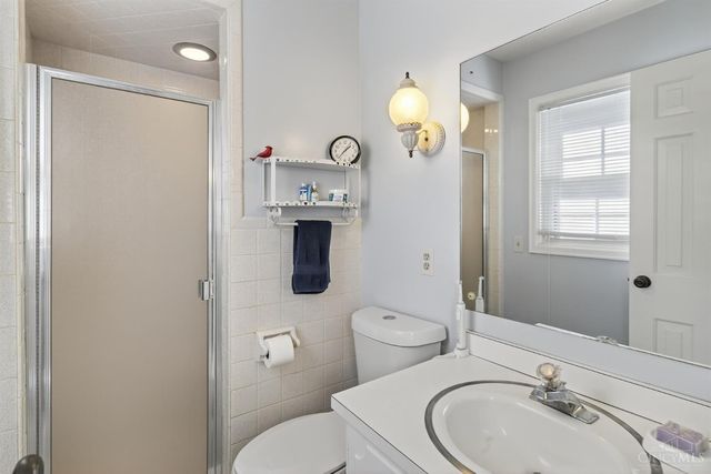 2207 Rolling Hills Boulevard, Fairfield, OH 45014