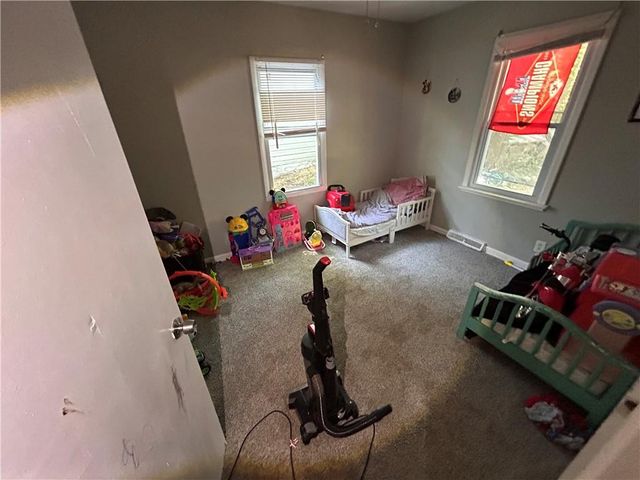 6816 Bales Avenue, Kansas City, MO 64132