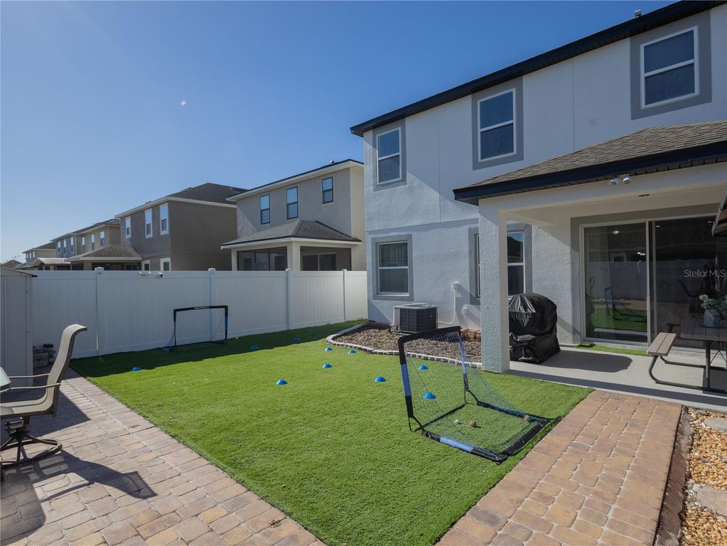 Image 4 of property listing at 2525 AMATI DRIVE, Kissimmee, FL 34741