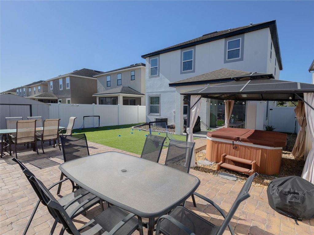 Image 5 of property listing at 2525 AMATI DRIVE, Kissimmee, FL 34741