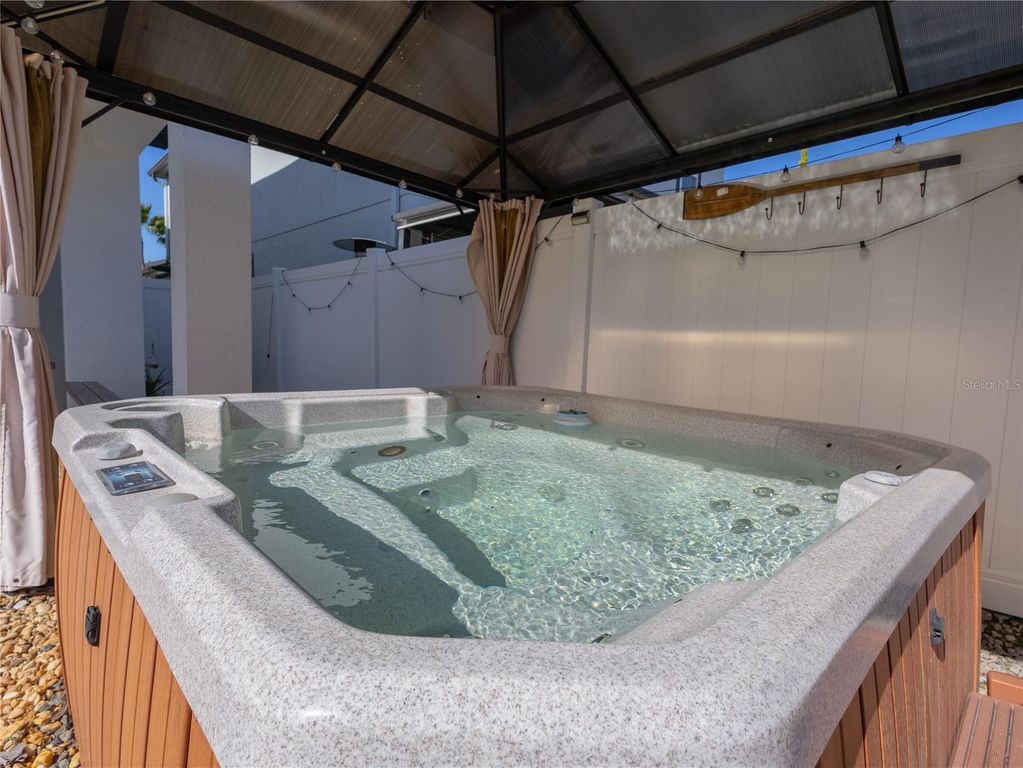 Image 7 of property listing at 2525 AMATI DRIVE, Kissimmee, FL 34741