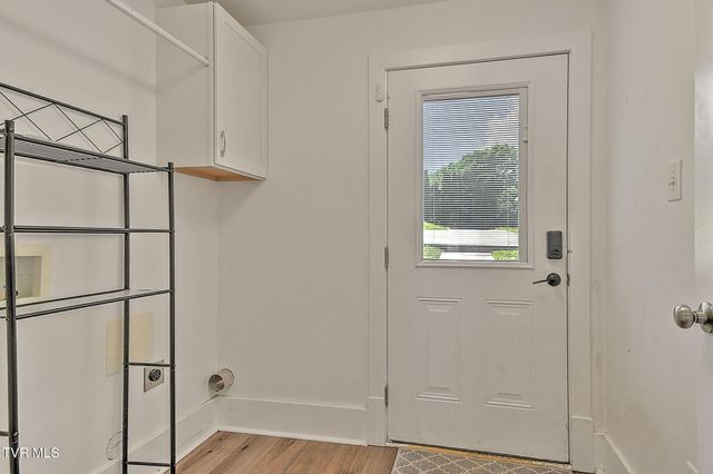 321 Lee Street, Bristol, VA 24201