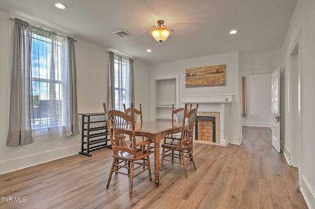321 Lee Street, Bristol, VA 24201