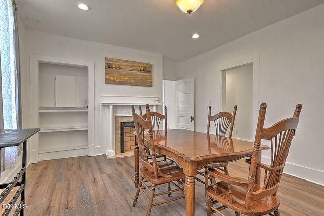 321 Lee Street, Bristol, VA 24201