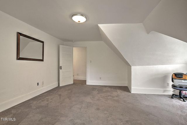 321 Lee Street, Bristol, VA 24201