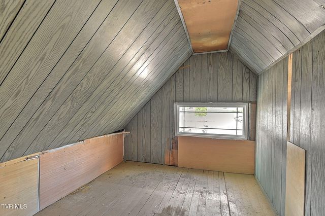 321 Lee Street, Bristol, VA 24201