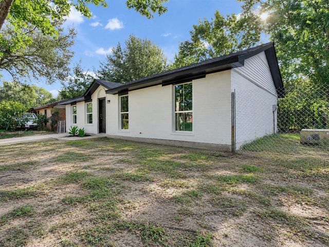 9814 Trumpet St Street, Houston, TX 77078