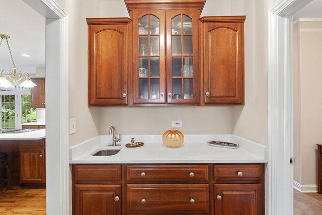 8207 Red Bark Lane, Cary, IL 60013