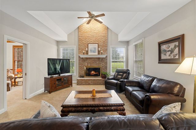 8207 Red Bark Lane, Cary, IL 60013