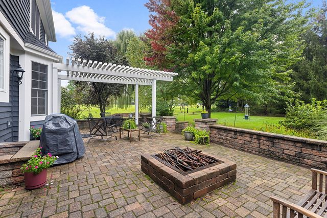 8207 Red Bark Lane, Cary, IL 60013