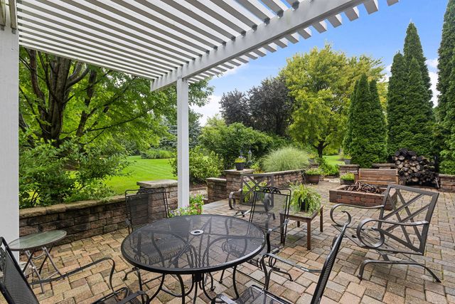 8207 Red Bark Lane, Cary, IL 60013