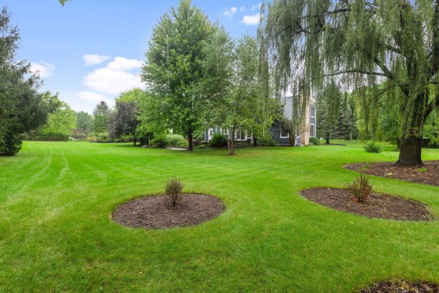 8207 Red Bark Lane, Cary, IL 60013