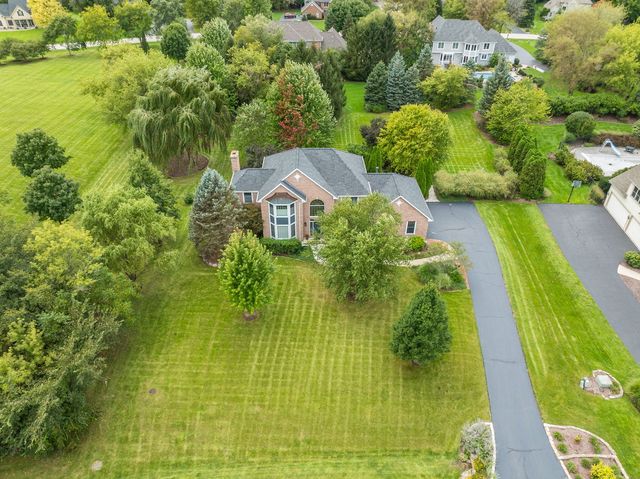 8207 Red Bark Lane, Cary, IL 60013