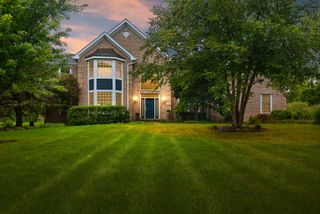 8207 Red Bark Lane, Cary, IL 60013