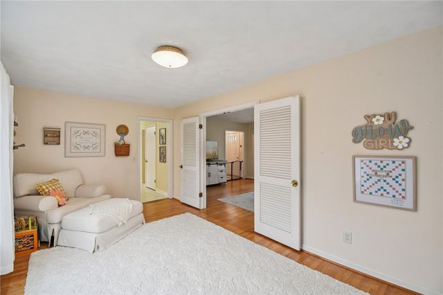 76 Southern Hills Circle, Henrietta, NY 14467