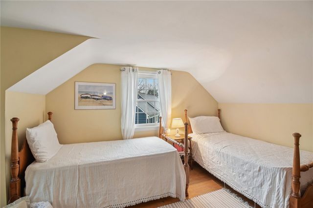 76 Southern Hills Circle, Henrietta, NY 14467