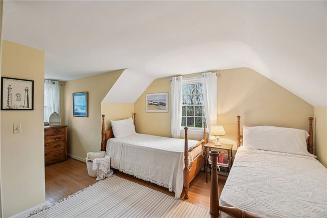 76 Southern Hills Circle, Henrietta, NY 14467