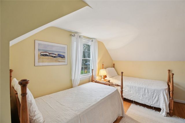 76 Southern Hills Circle, Henrietta, NY 14467