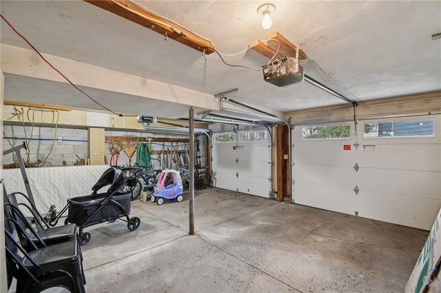 76 Southern Hills Circle, Henrietta, NY 14467