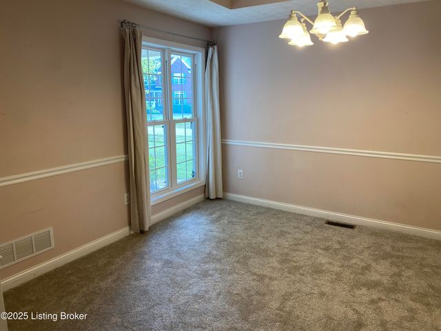 1503 Grinstead Dr, Elizabethtown, KY 42701