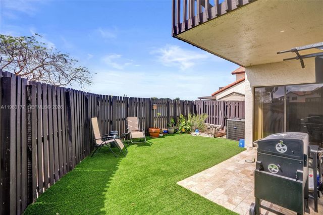 15292 SW 46th Ln Br 64, Miami, FL 33185