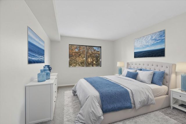 450 N Main Street S208A, Wauconda, IL 60084