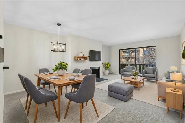 450 N Main Street S208A, Wauconda, IL 60084