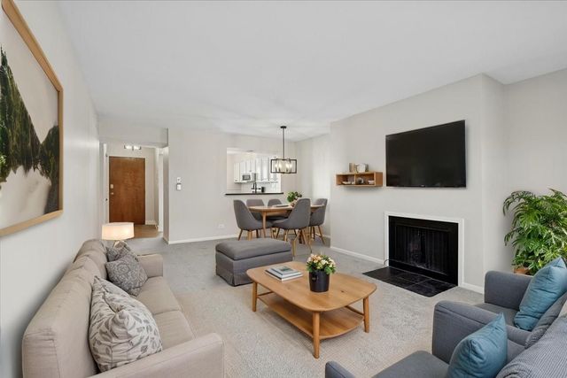 450 N Main Street S208A, Wauconda, IL 60084