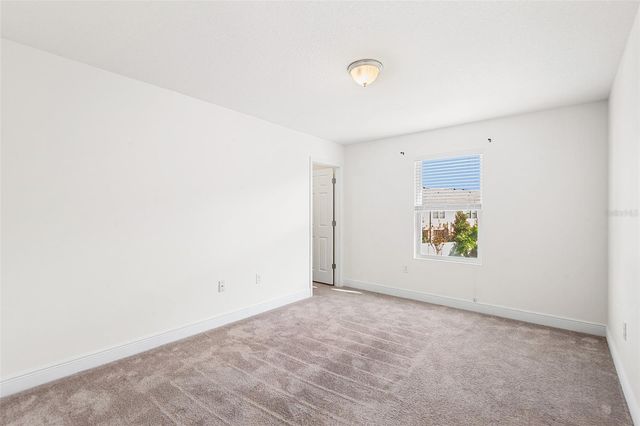 1848 OAK HAMMOCK COURT, Lutz, FL 33558