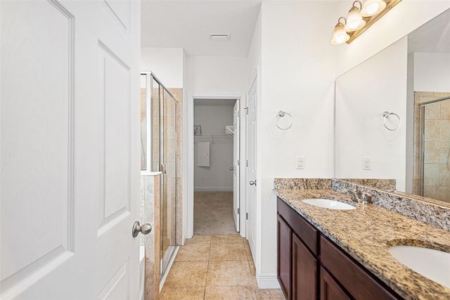 1848 OAK HAMMOCK COURT, Lutz, FL 33558