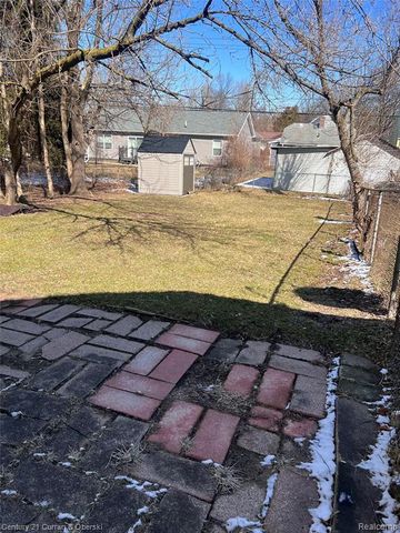 24850 Midland, Redford, MI 48239