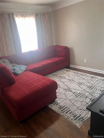 24850 Midland, Redford, MI 48239