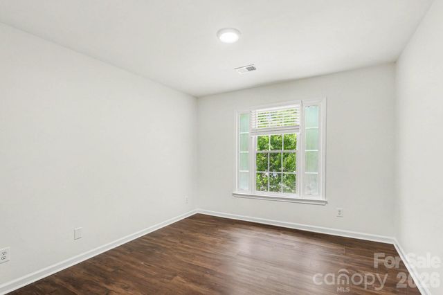 5802 Swanston Drive, Charlotte, NC 28269