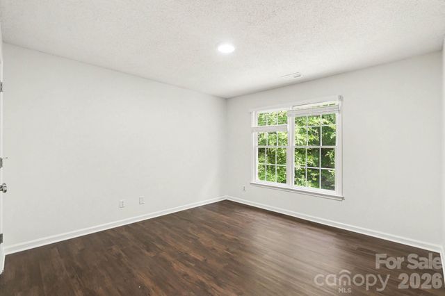 5802 Swanston Drive, Charlotte, NC 28269