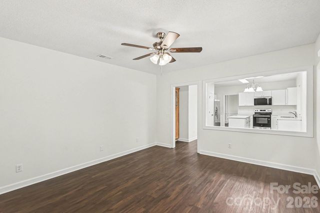 5802 Swanston Drive, Charlotte, NC 28269