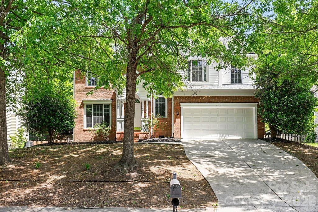 5802 Swanston Drive, Charlotte, NC 28269