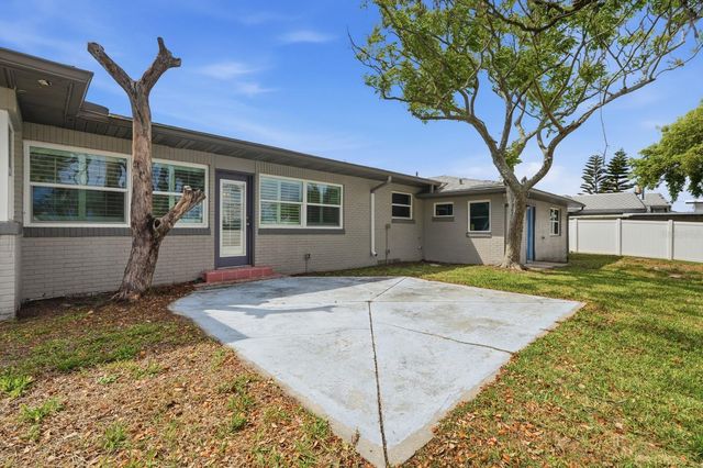 2203 S PENINSULA DRIVE, Daytona Beach, FL 32118