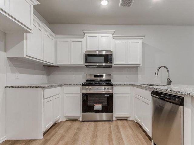 11604 Mackenzie Way, Piedmont, OK 73078