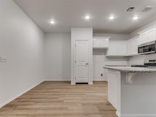 11604 Mackenzie Way, Piedmont, OK 73078