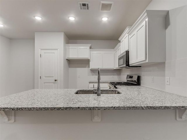 11604 Mackenzie Way, Piedmont, OK 73078